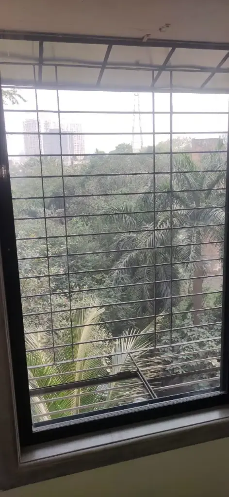 Hallroom Window View.webp